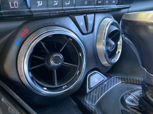 Used 2019 Chevrolet Camaro LT RWD image 57