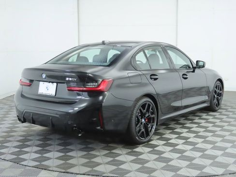 Used 2025 BMW 330i Sedan w/ M Sport Package image 6