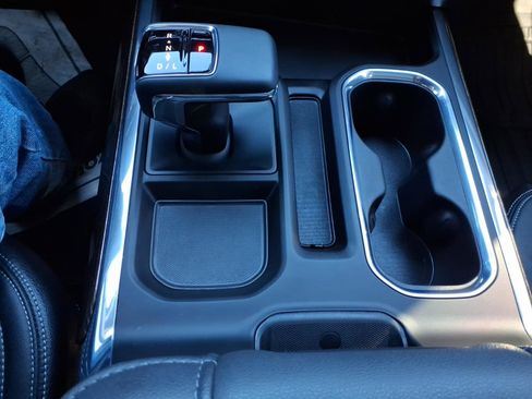 Used 2024 GMC Sierra 1500 Elevation w/ Preferred Package image 16