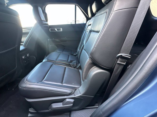 Used 2020 Ford Explorer XLT w/ Equipment Group 202A RWD image 9