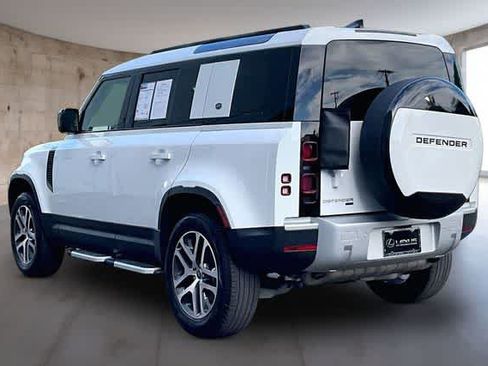Used 2023 Land Rover Defender 110 SE AWD/4WD image 4