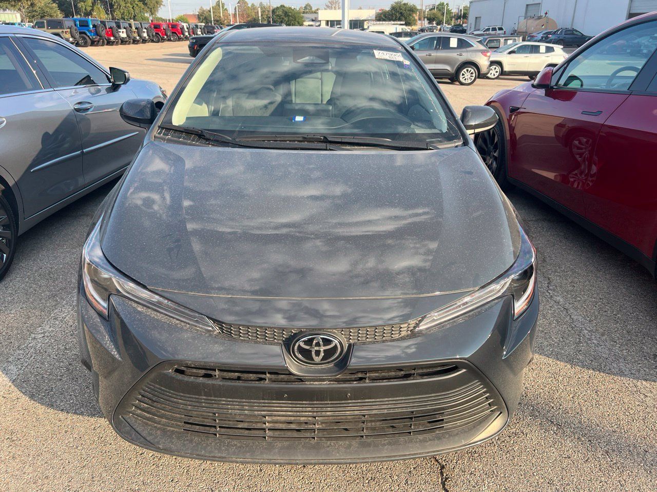 Used 2025 Toyota Corolla LE FWD image 2