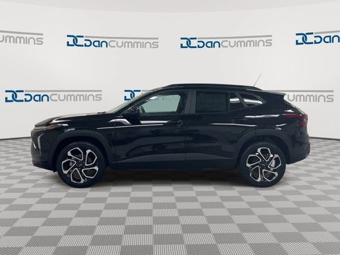 New 2026 Chevrolet Trax RS w/ Driver Confidence Package FWD image 5