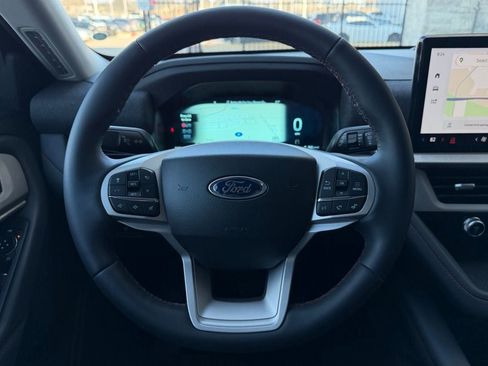 New 2026 Ford Explorer Active w/ Active Comfort Package RWD image 13