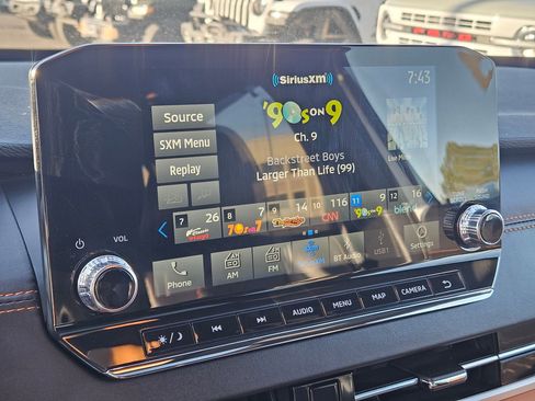 Used 2025 Mitsubishi Outlander SEL AWD/4WD image 26