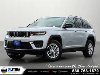 New 2024 Jeep Grand Cherokee Laredo X w/ Luxury Tech Group I video 1