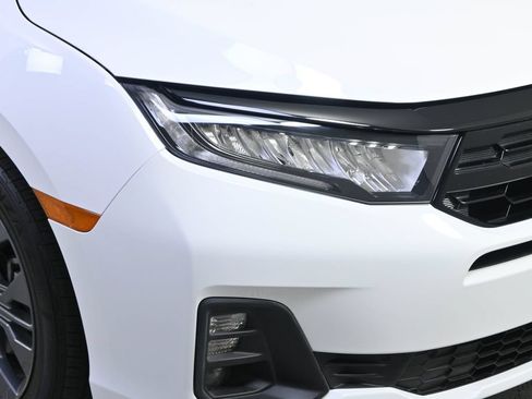 Used 2025 Honda Odyssey Touring image 38