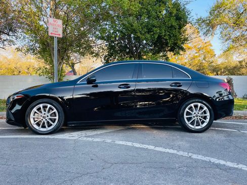 Used 2021 Mercedes-Benz A 220 image 2