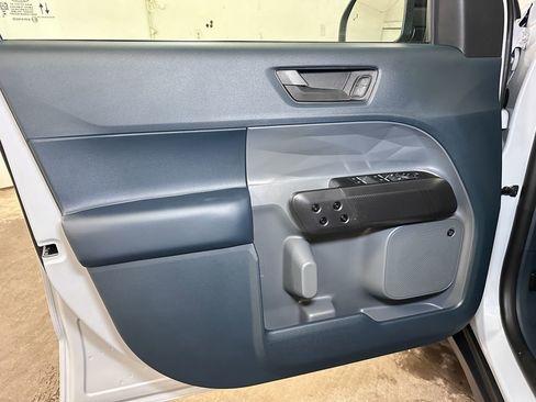 New 2026 Ford Maverick Lariat w/ Black Appearance Package image 17