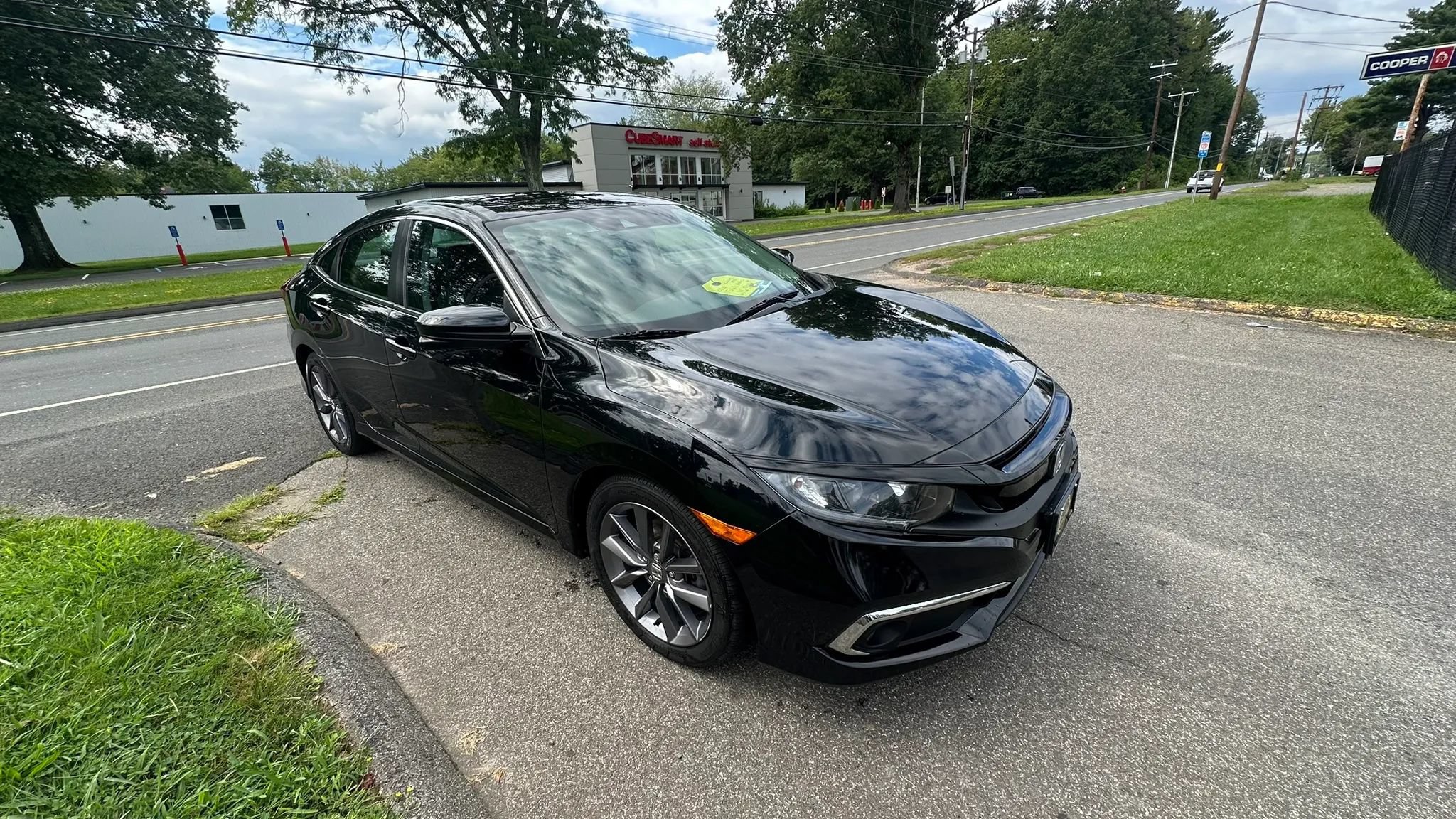 Used 2020 Honda Civic EX image 3