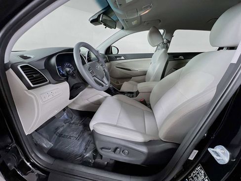 Used 2020 Hyundai Tucson Value w/ Winter Weather Package image 21