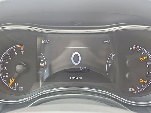 Used 2021 Jeep Grand Cherokee Limited AWD/4WD image 16