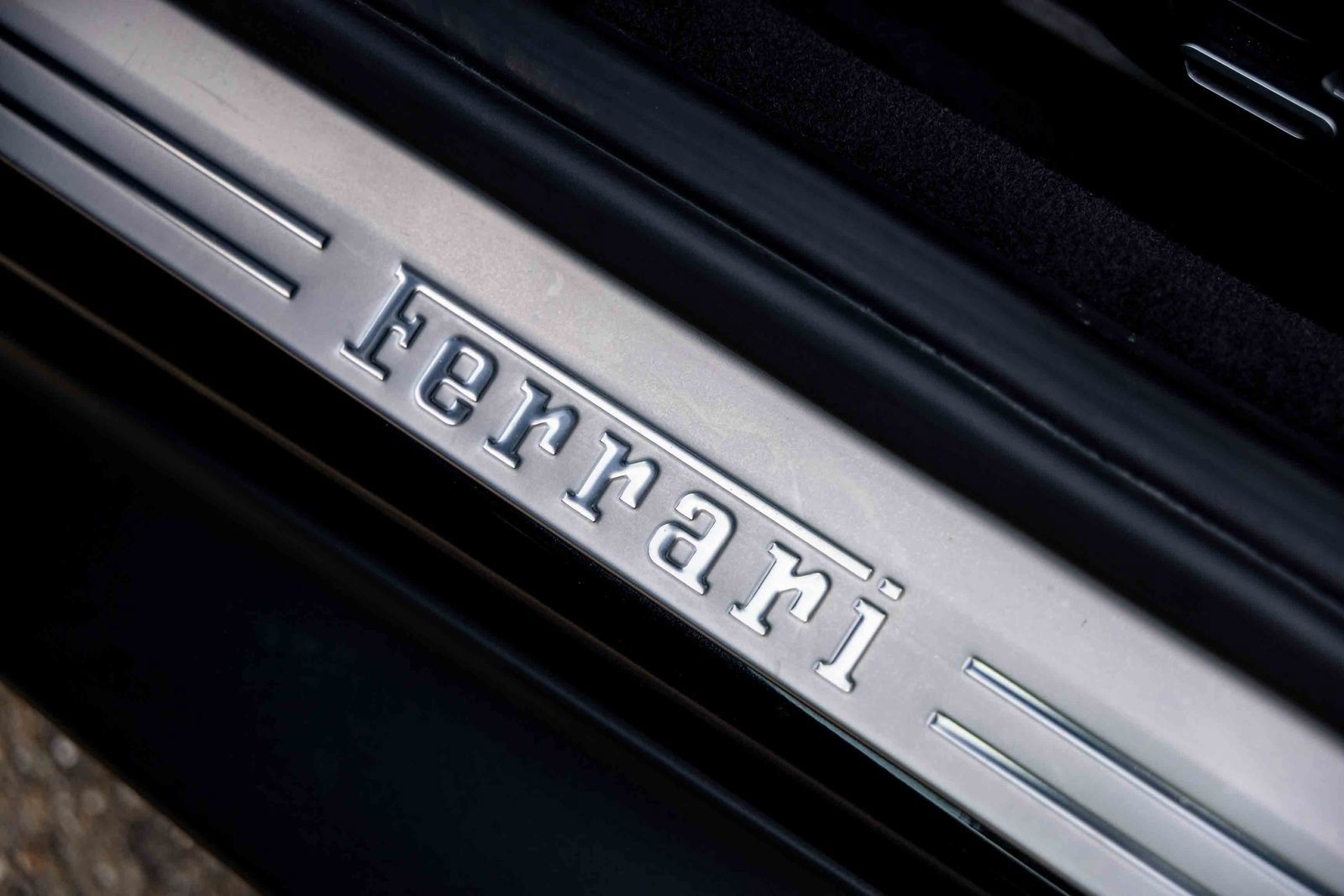 Used 2022 Ferrari Roma RWD image 26