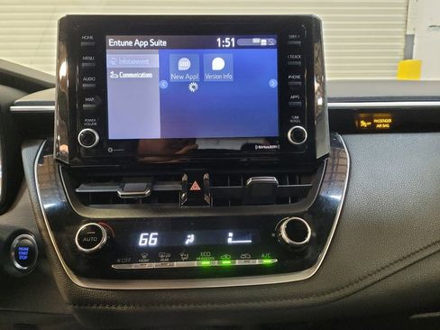 Used 2022 Toyota Corolla SE image 25