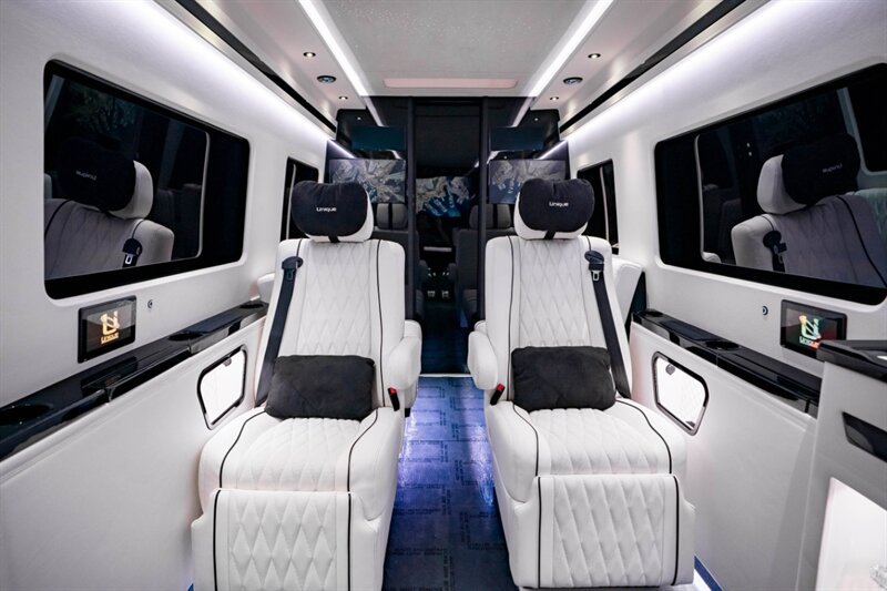 Used 2026 Mercedes-Benz Sprinter 3500 image 34
