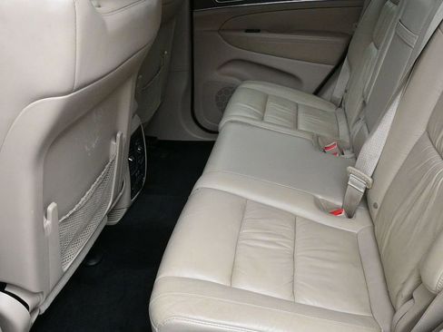 Used 2014 Jeep Grand Cherokee Limited image 15