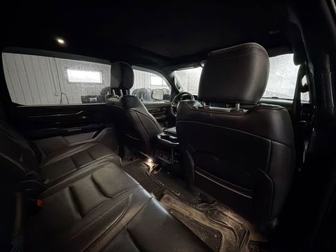Used 2022 RAM 1500 Limited w/ Body-Colour Bumper Group image 11
