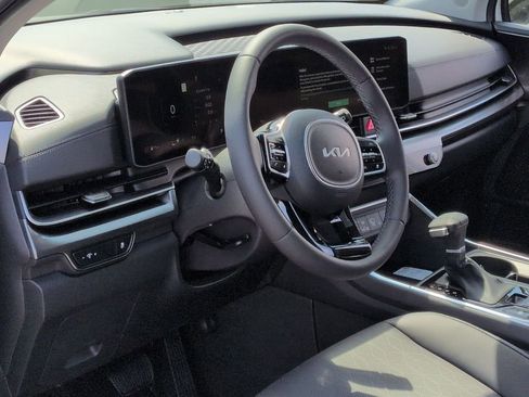 New 2026 Kia Carnival SX FWD image 10