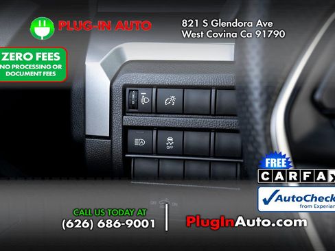 Used 2024 Toyota Tacoma TRD Off-Road AWD/4WD image 20