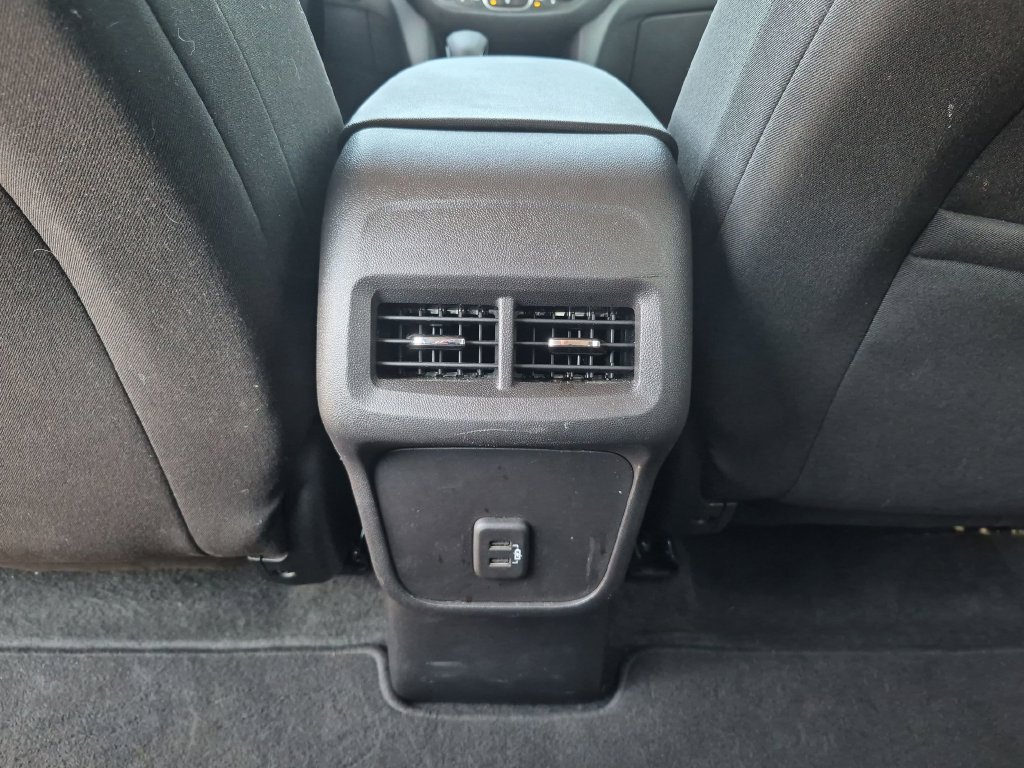 Used 2024 Chevrolet Equinox LT AWD/4WD image 36