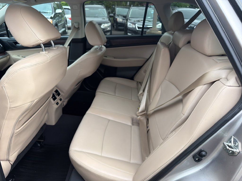Used 2017 Subaru Outback 2.5i Limited AWD/4WD image 16
