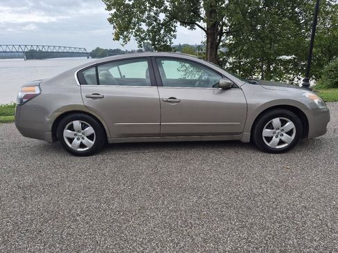 Used 2008 Nissan Altima 2.5 S w/ Convenience Pkg FWD image 4