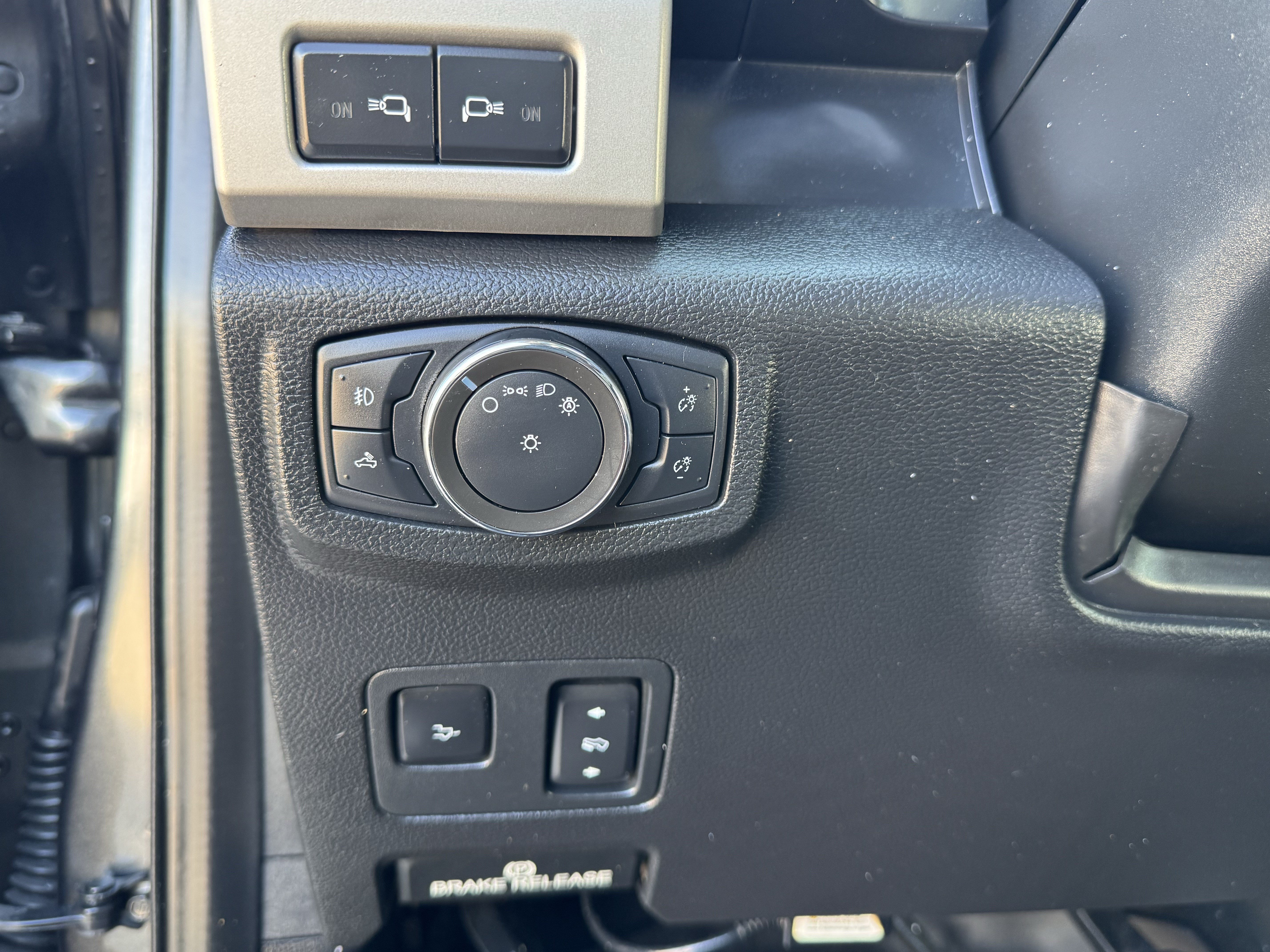 Used 2020 Ford F250 Lariat AWD/4WD image 13