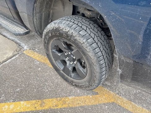 Used 2023 RAM 1500 Big Horn image 6