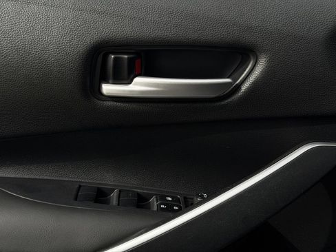 Used 2023 Toyota Corolla SE FWD image 24
