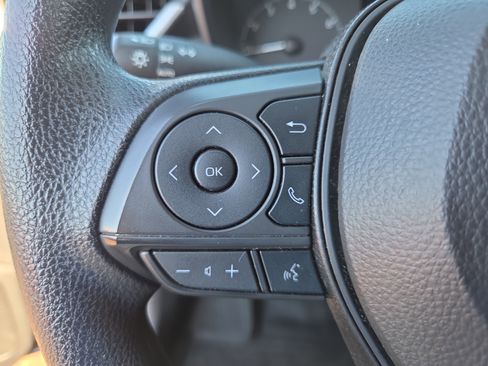 Certified 2024 Toyota Corolla LE image 22