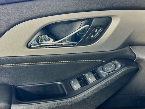 Used 2019 Chevrolet Traverse LS w/ LPO, Floor Liner Package FWD image 21