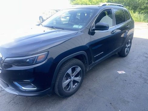 Used 2019 Jeep Cherokee Limited AWD/4WD image 4