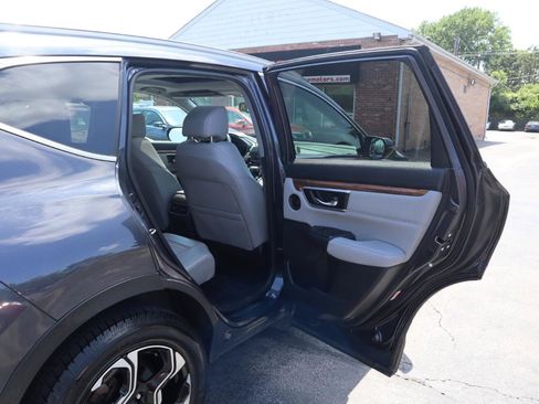 Used 2018 Honda CR-V Touring image 13