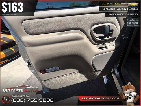 Used 1999 Chevrolet Suburban 2500 w/ Preferred Equipment Group 3 AWD/4WD image 13
