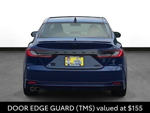 Used 2025 Toyota Camry XSE AWD/4WD image 7
