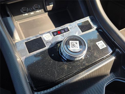 Used 2025 Jeep Grand Cherokee L Altitude image 33