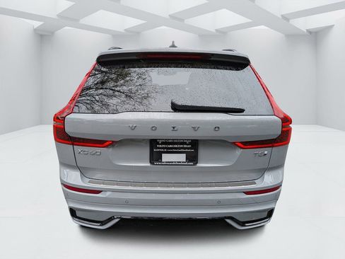New 2026 Volvo XC60 T8 Ultra AWD/4WD image 4