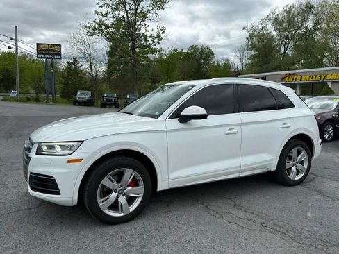 Used 2018 Audi Q5 2.0T Premium Plus w/ Premium Plus Package AWD/4WD image 9