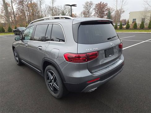 New 2026 Mercedes-Benz GLB 250 4MATIC image 5