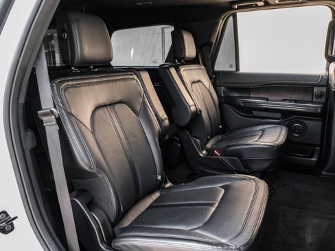 Used 2020 Ford Expedition Limited w/ Equipment Group 301A image 34