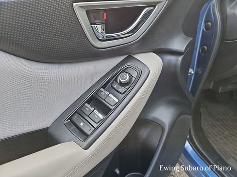 Used 2020 Subaru Forester Premium image 11