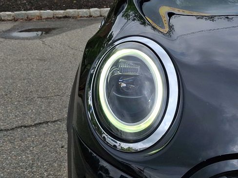 Used 2022 MINI Cooper S FWD image 8