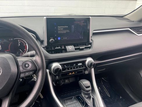 Used 2025 Toyota RAV4 LE image 7