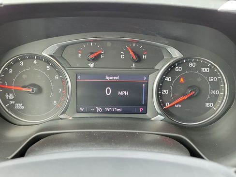 Used 2025 Chevrolet Blazer LT FWD image 20