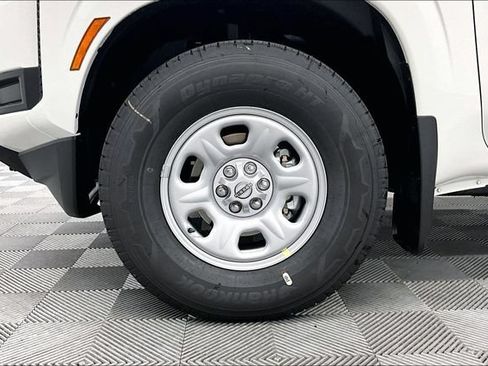 New 2026 Nissan Frontier S RWD image 12