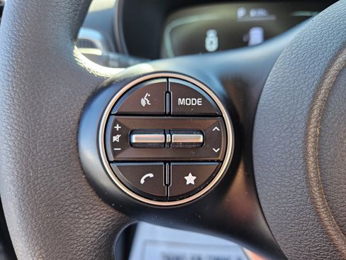 Used 2024 Kia Soul LX w/ Option Group 015 image 26