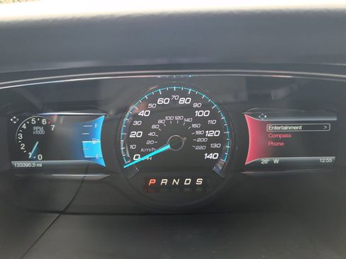 Used 2019 Ford Taurus SEL w/ Equipment Group 201A image 12