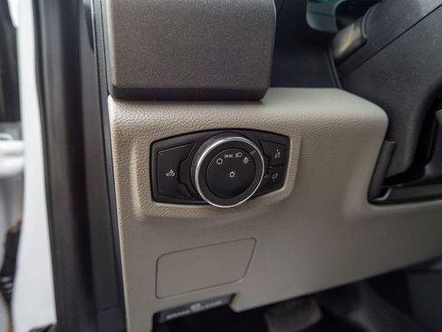 Used 2021 Ford F250 XL w/ Power Equipment Group AWD/4WD image 18
