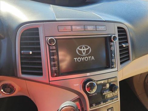 Used 2013 Toyota Venza Limited w/ Tow Prep Pkg image 16