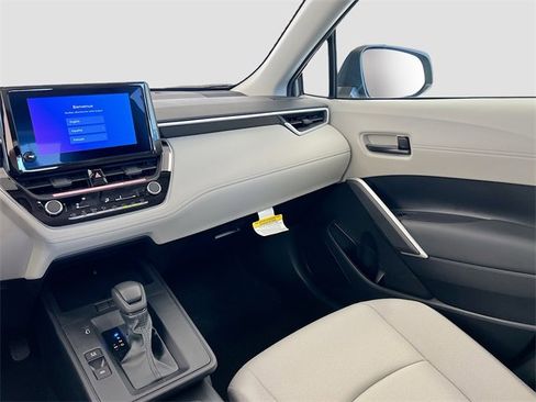 New 2026 Toyota Corolla Cross L image 21